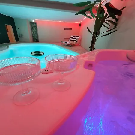 Le Beverly Moon - Private Pool & Dom wakacyjny